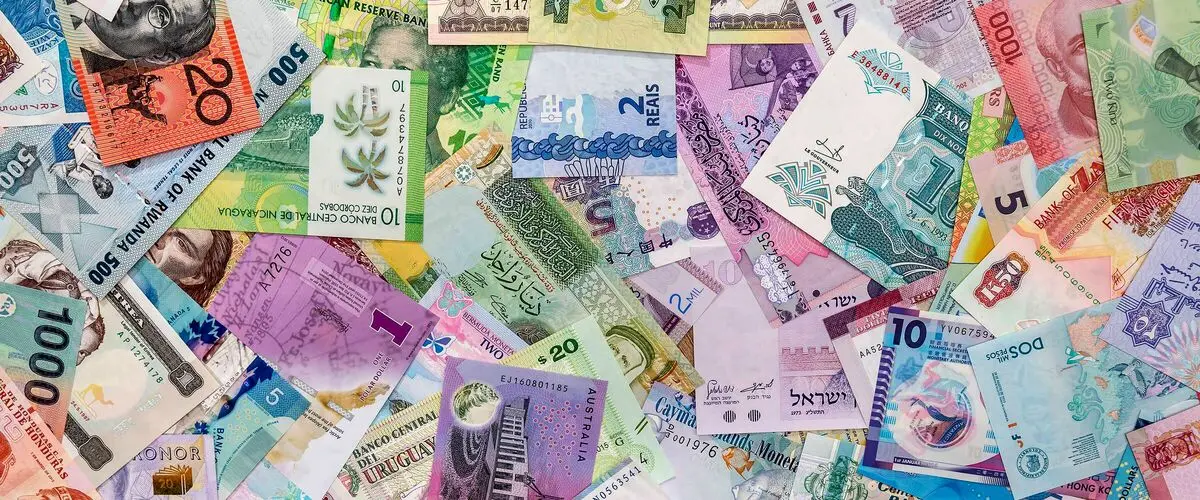 نرخ رسمی 46 ارز در 25 بهمن 1400