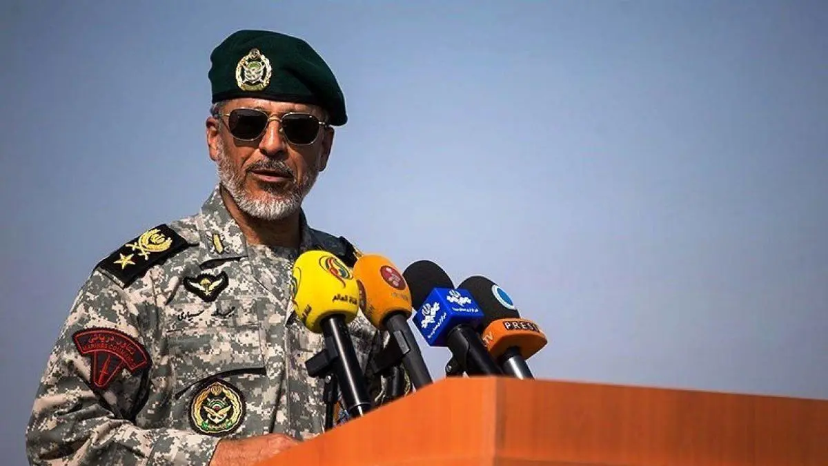 امروز ارتش در کنار ماموریتهای دفاعی در همه صحنهها حاضر است