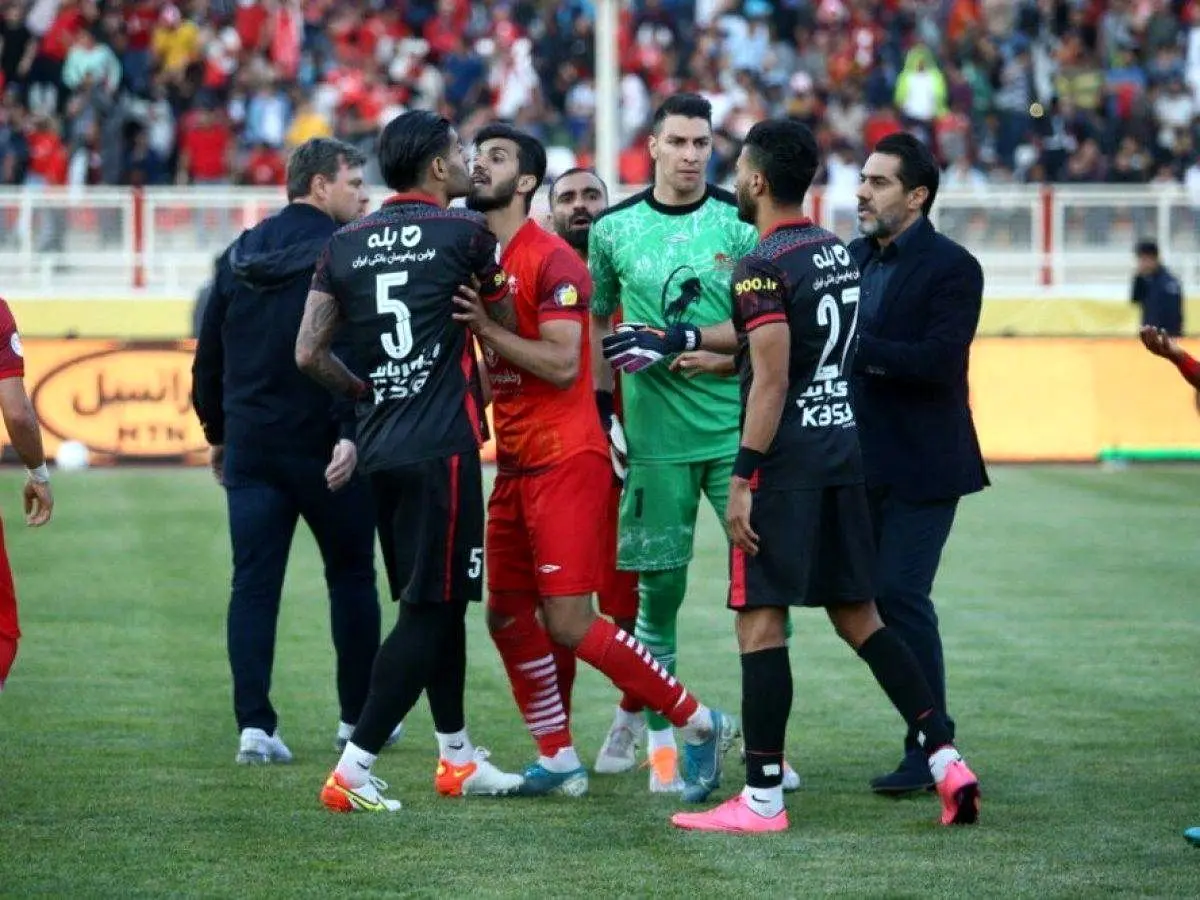 كميته انضباطى در انتظار گزارش اتفاقات مسابقه تراكتور و پرسپوليس
