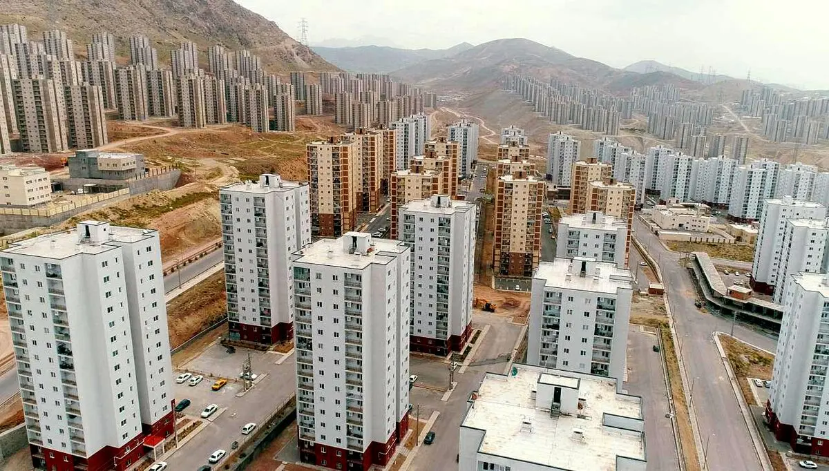 قیمت آپارتمان در پردیس چند؟