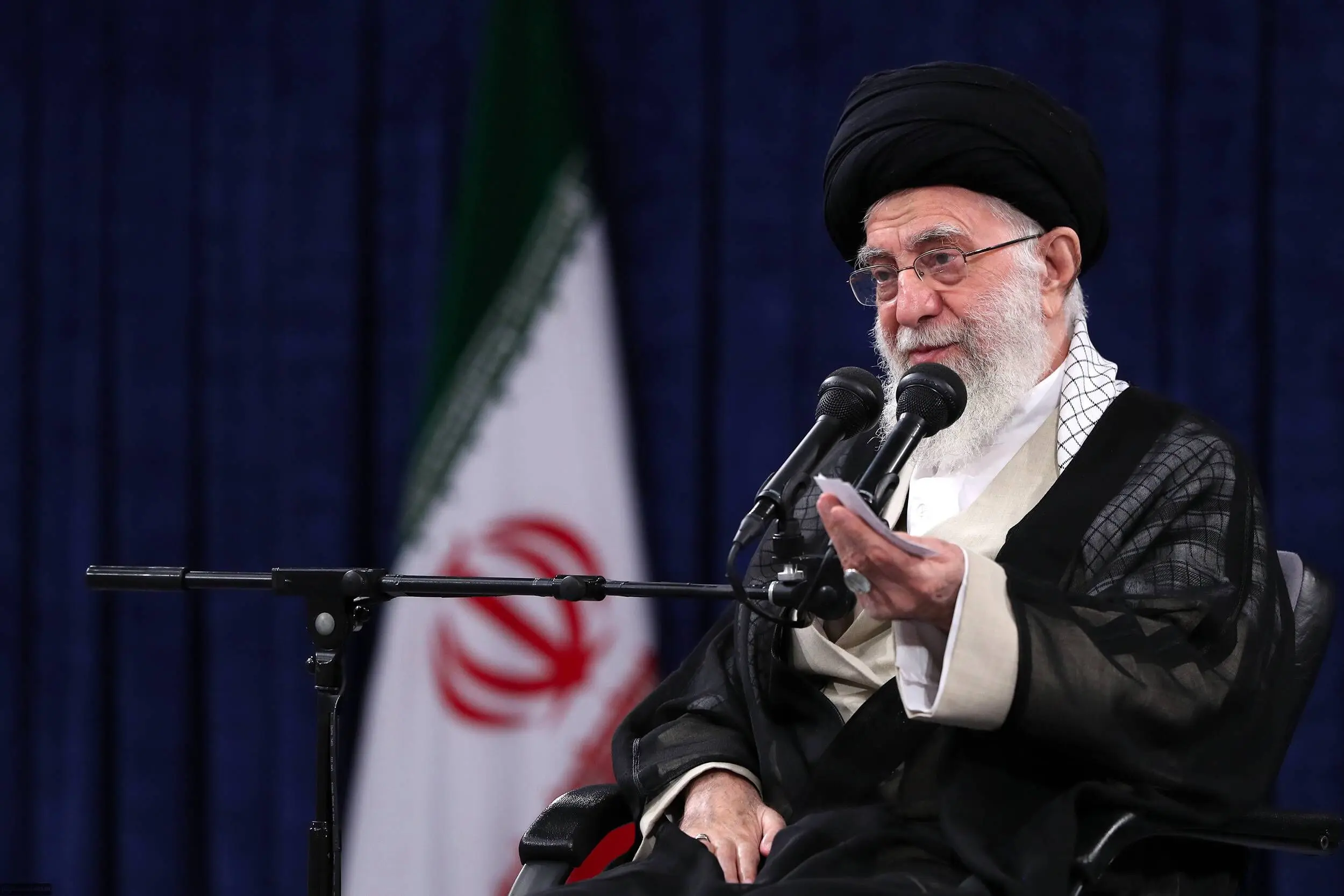 بیانات رهبر انقلاب در دیدار دست‌اندرکاران کنگره شهدای جامعه عشایری کشور