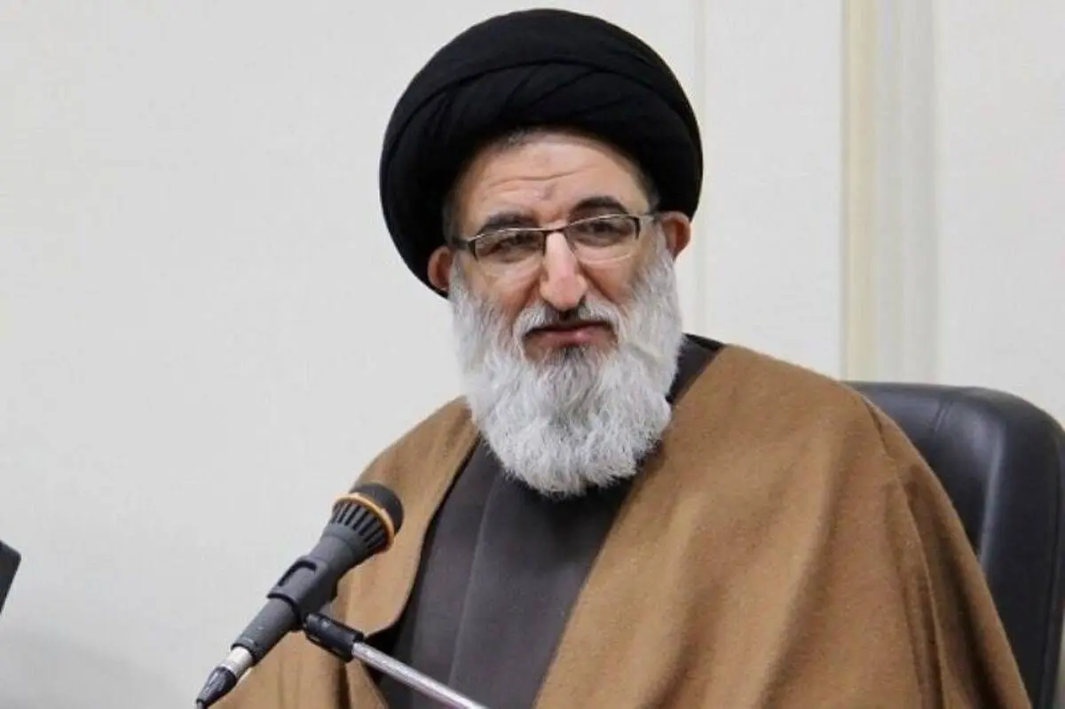 پویش «من محجبه و مخالف گشت ارشادم» مشابه قرآن بر سرنیزه کردن است