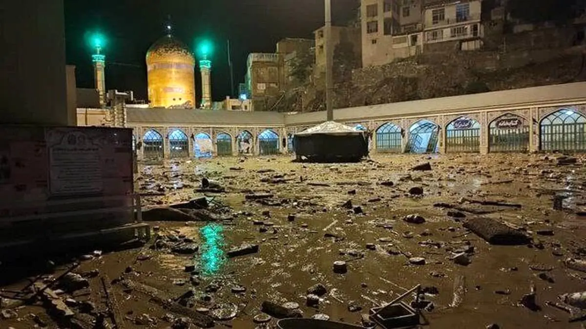 یک آگهی تکان دهنده بر روی دیوارهای تهران + تصویر