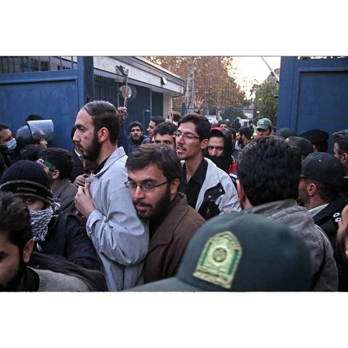 بازتاب افشای حضور مدیر شبکه سه سیما در حمله به سفارت انگلیس