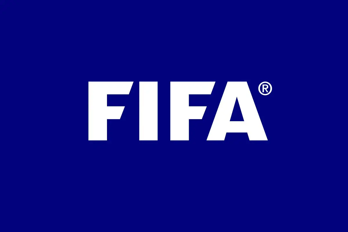 نامه فیفا به پرسپولیس درباره شکایت مدافع ملیپوش
