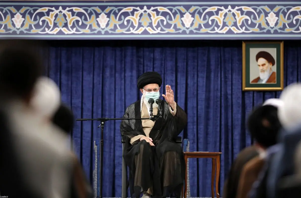 جمهوری اسلامی اژدهای هفت‌سر استکبار را عقب راند