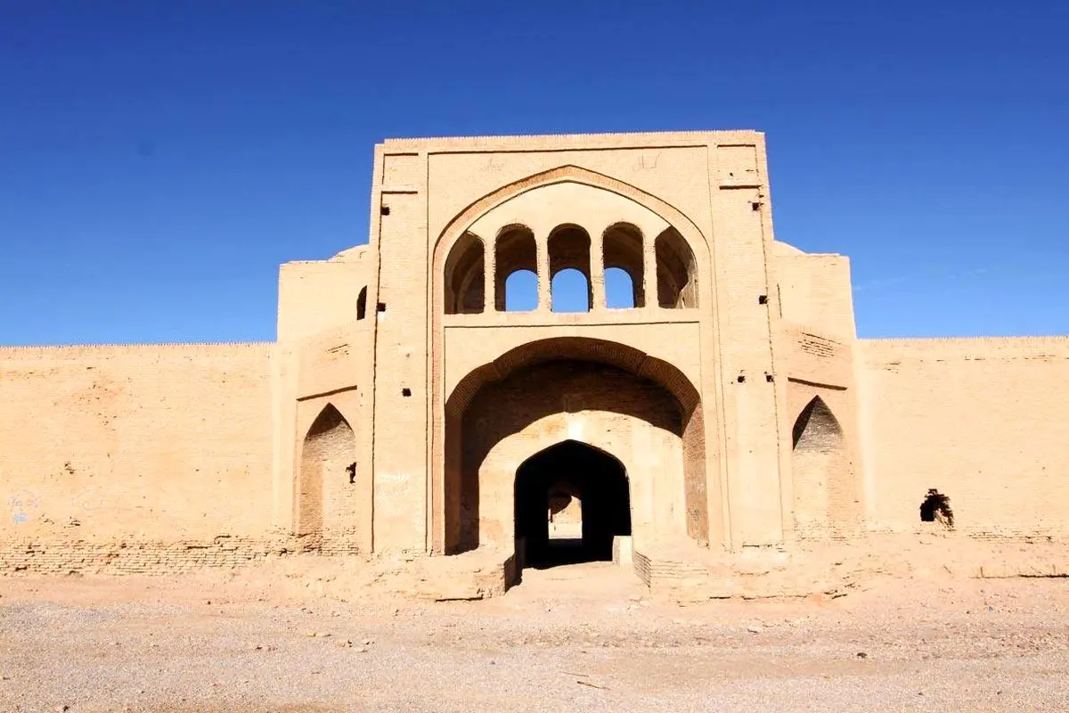 کاروانسرای شاه‌عباسی سمنان به اداره‌کل میراث‌فرهنگی استان واگذار شد