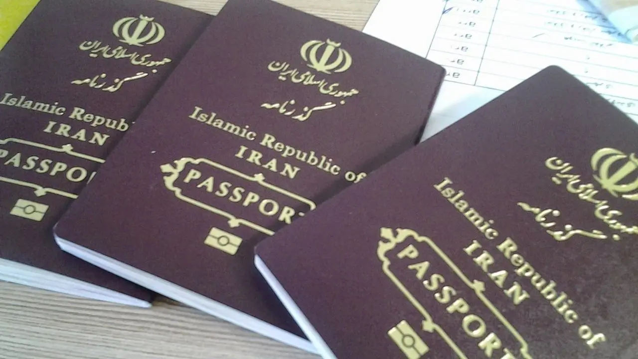مشکل خروج از کشور علی دایی و همایون شجریان برطرف شد