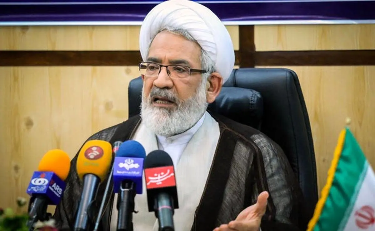 واکنش منتظری به حادثه حرم شاهچراغ: به دست عامل استکبار جهانی انجام شد