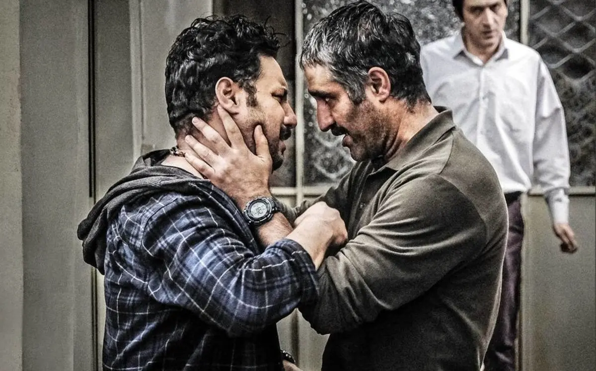 نقد و تحلیل فیلم دوزیست