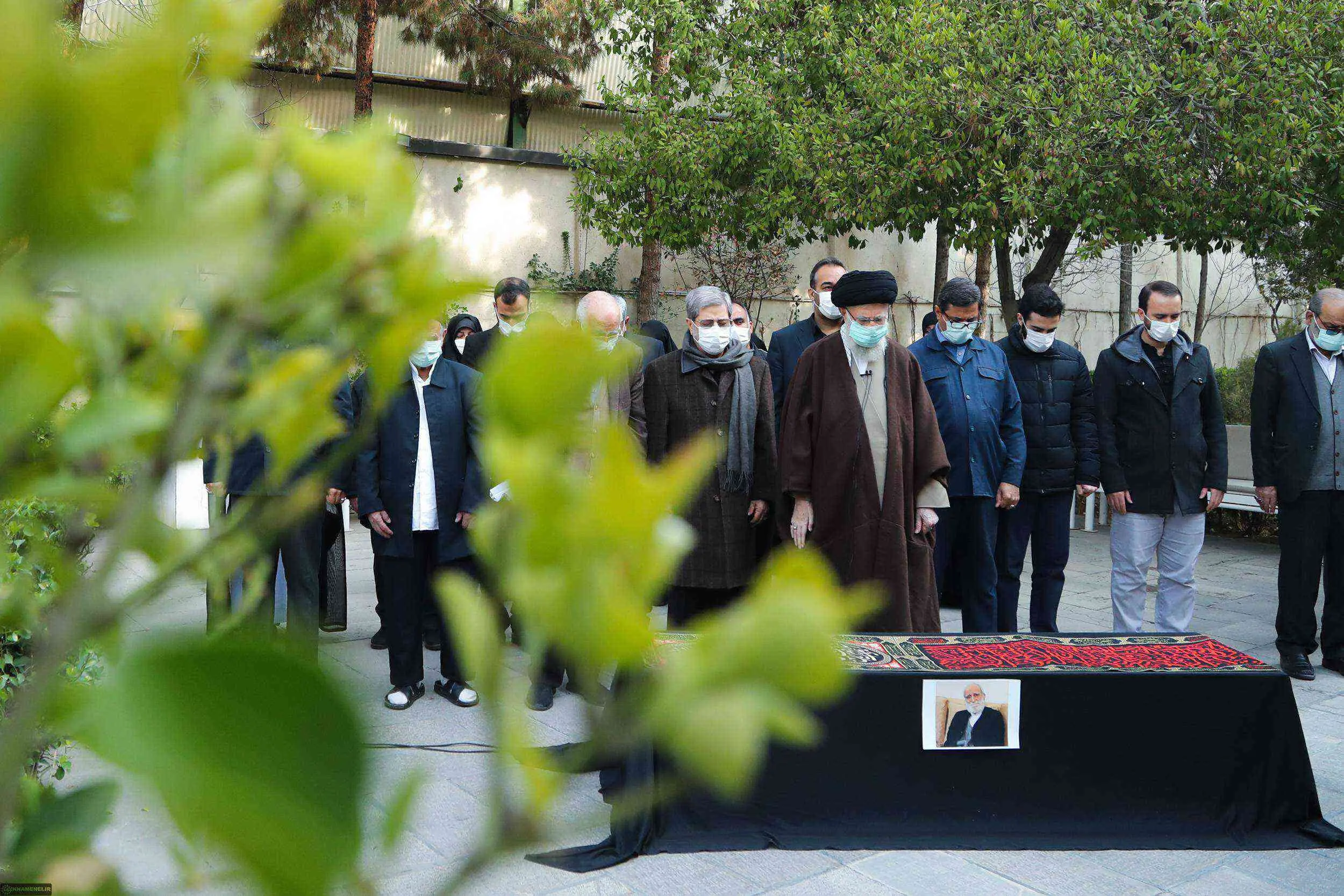 آقای دکتر شیبانی به معنای واقعی کلمه جزو انسانهای صالح بود