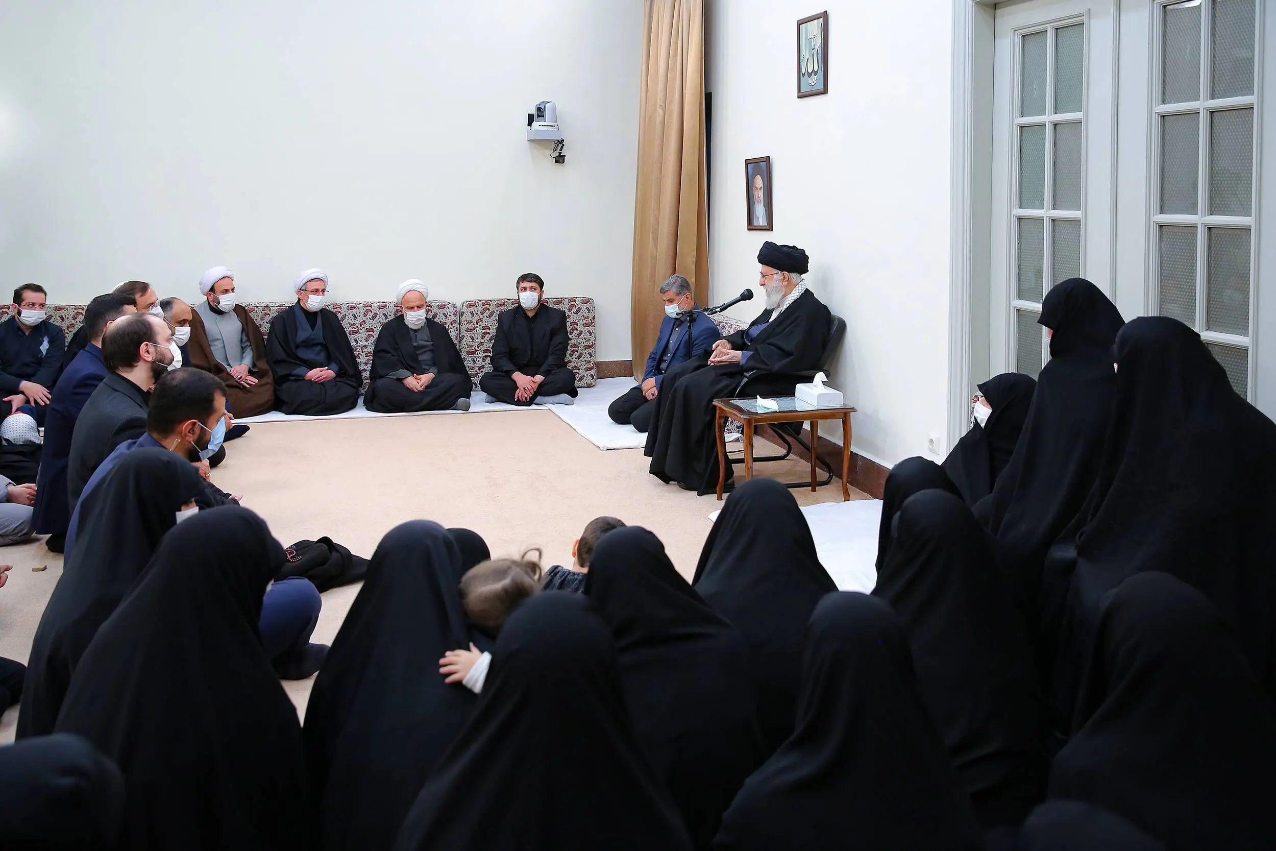 بیانات رهبر انقلاب در دیدار خانواده آیت‌الله مصباح یزدی