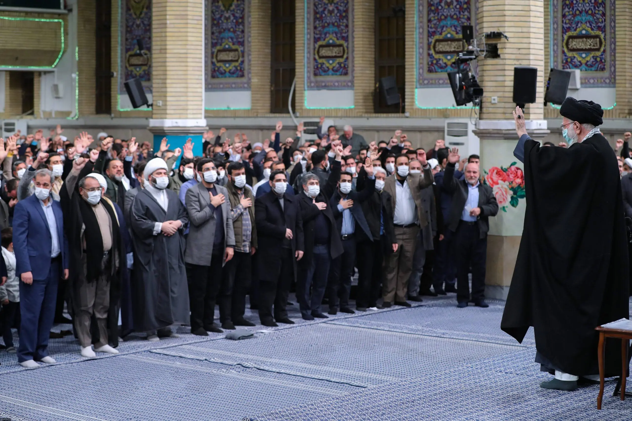 رهبر انقلاب: در قضایای اخیر نقشه‌ی دشمن، نقشه‌ی جامعی بود