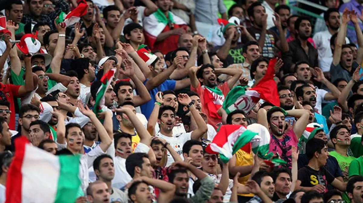 بازگشت تماشاگران به لیگ برتر فوتبال