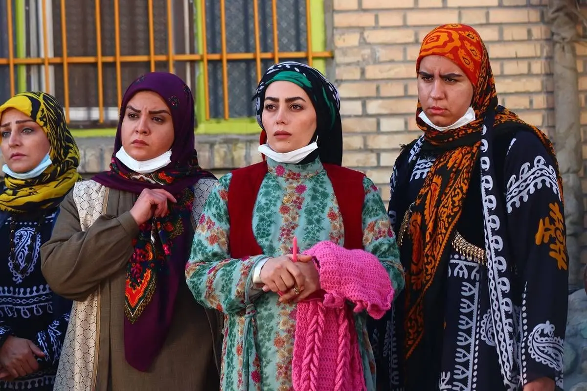 فصل چهارم سریال نون خ کی پخش میشه و چند قسمت داره؟
