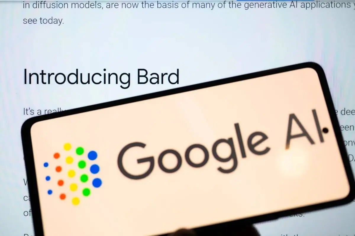 Bard نیامده سوتی داد | ارائه اطلاعات اشتباه توسط هوش مصنوعی Bard در دموی گوگل!