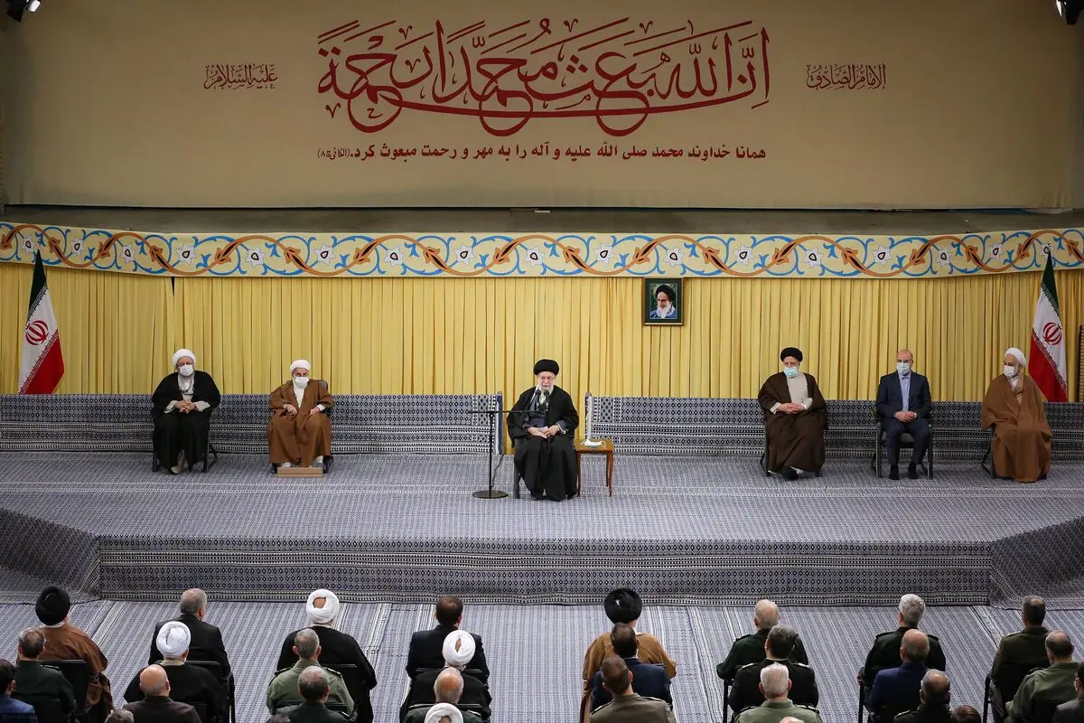 دیدار مسئولان نظام و سفرای کشورهای اسلامی با رهبر انقلاب