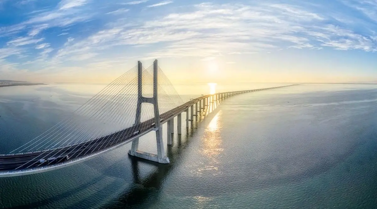 طولانی ترین پل کابلی جهان