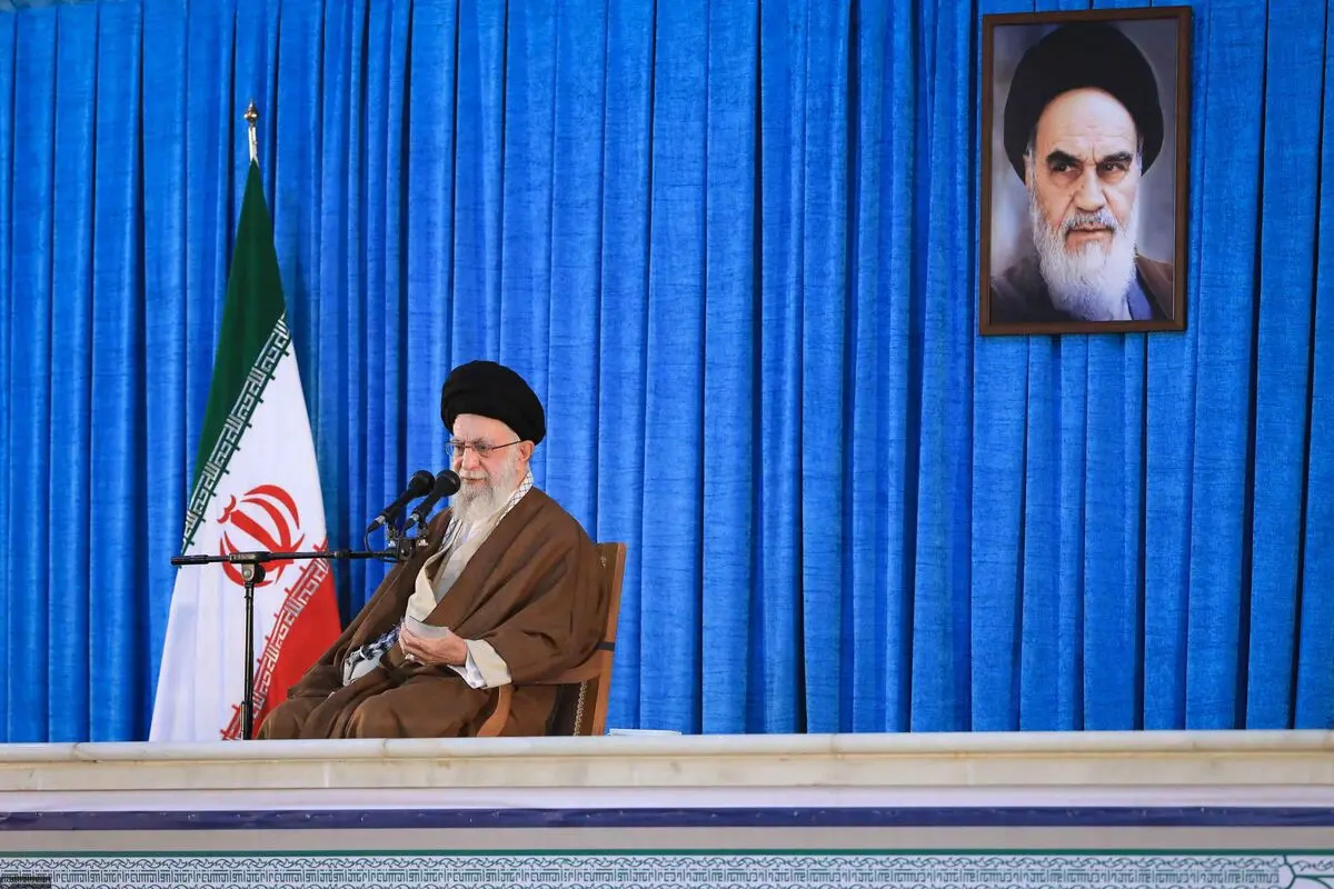 امام از سرآمدان تاریخ ماست نه فقط از سرآمدان روزگار ما