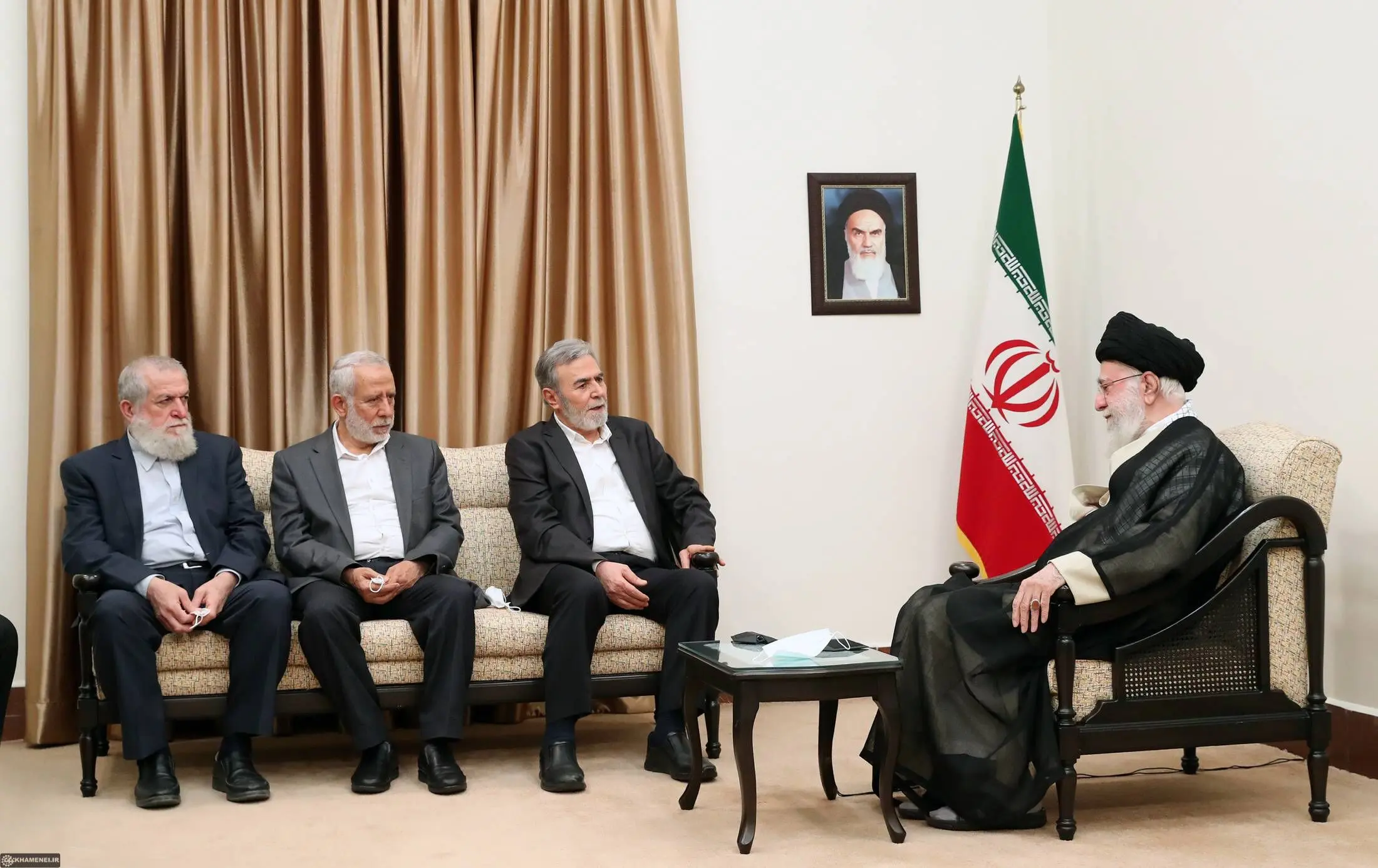 رهبر انقلاب: امیدواریم به زودی شاهد پیروزی نهایی و آزادی قدس شریف باشیم