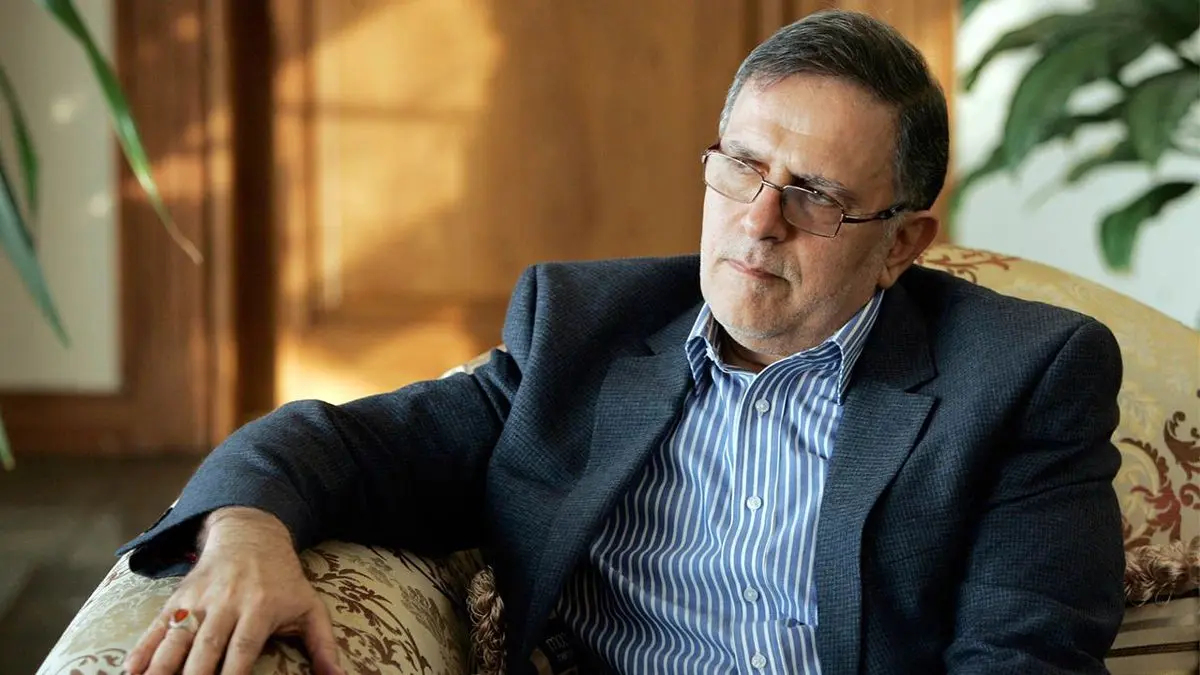 شکایت رییس کل بانک مرکزی علیه دو نماینده مجلس