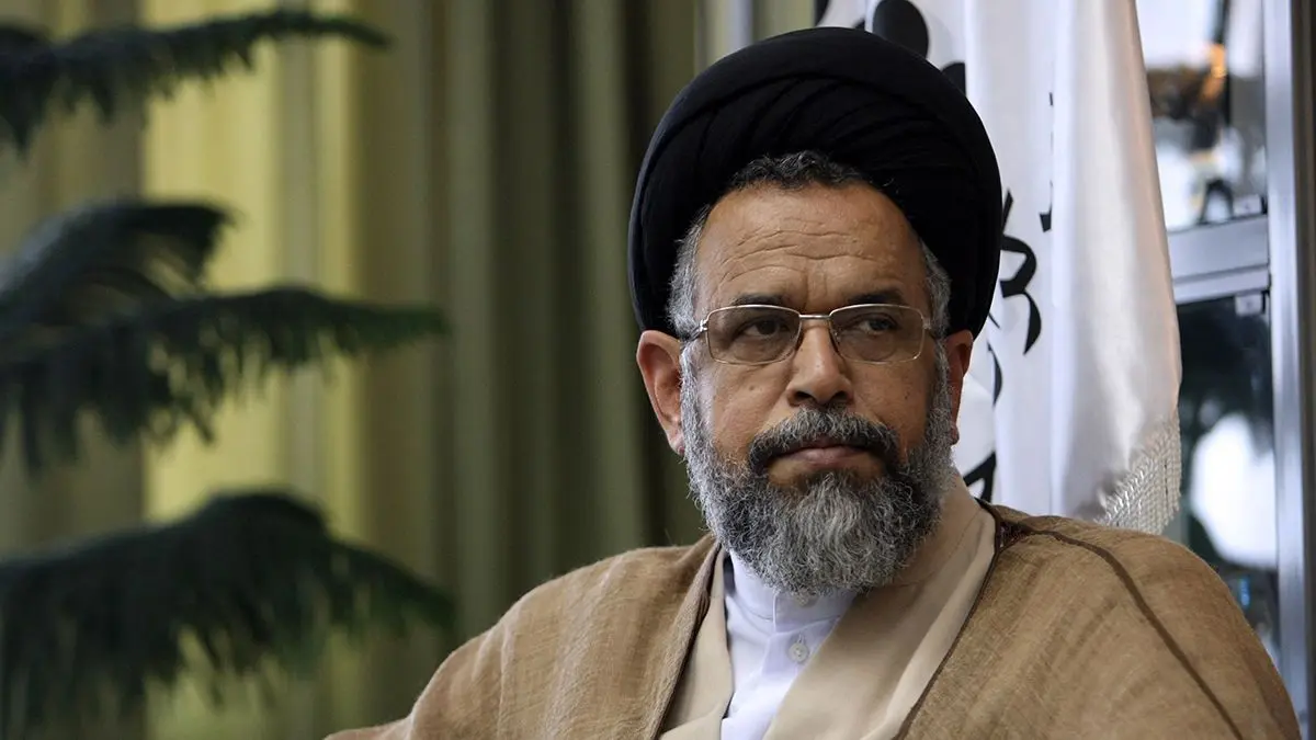 علوی: برجام به مویی بند است