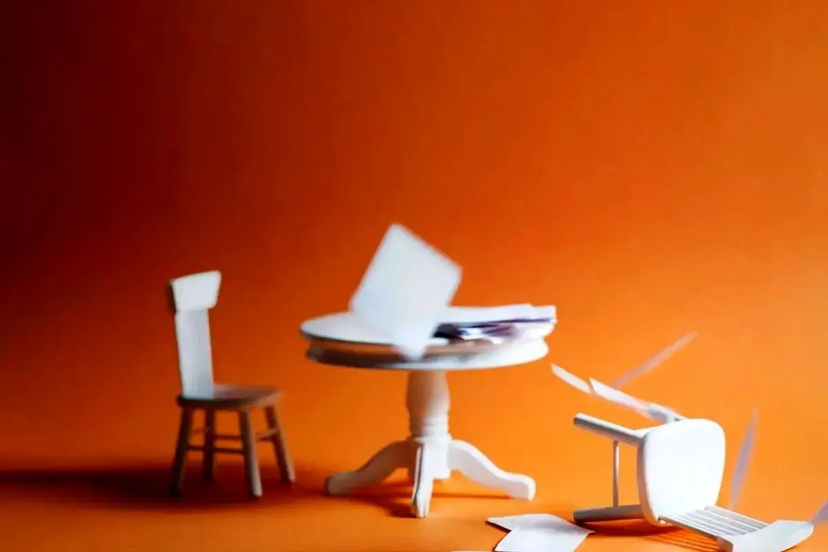 ۴ نشانه‌ای که می‌گوید خانواده شما به مشاوره نیاز دارد
