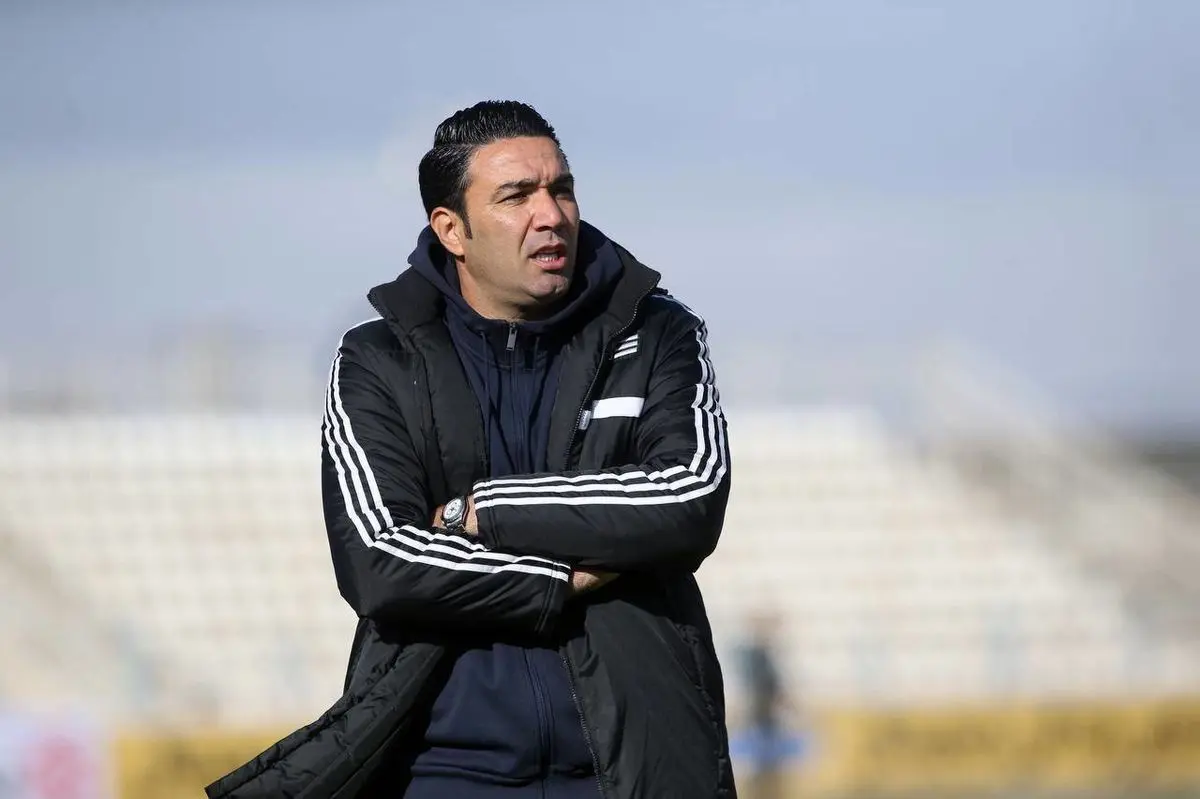 دردسرهای بزرگ یک ملاقات خصوصی بین نکونام و تاج