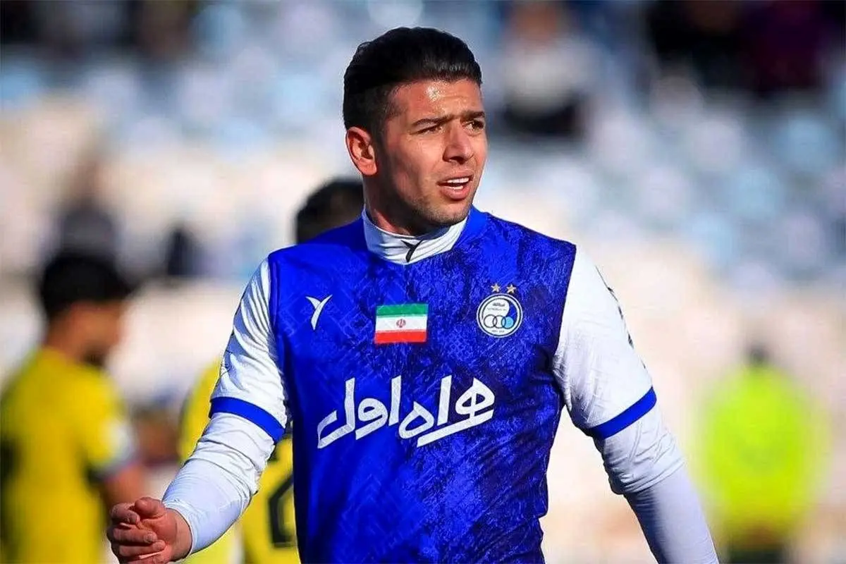 واكنش بازيكن استقلال به عدم اخراج بازيكن مس پس از خطاى شديد + تصویر
