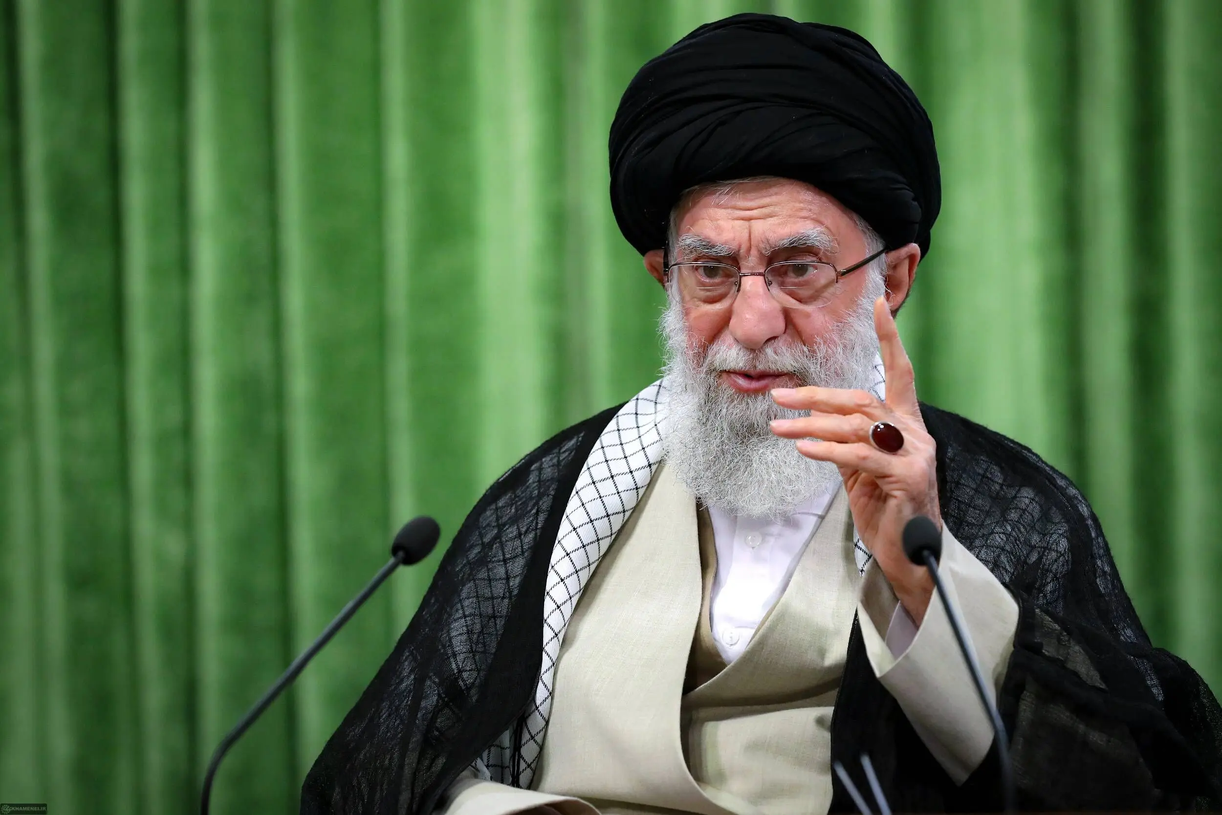هشدار دفتر رهبر انقلاب به اسرائیل در ساعت شهادت سردار سلیمانی