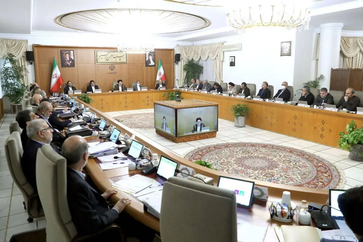 ادعای کیهان: آنچه به صورت کاملاً پنهان تبلیغ می‌شود، بالا بردن سطح انتظارات از دولت سیزدهم است