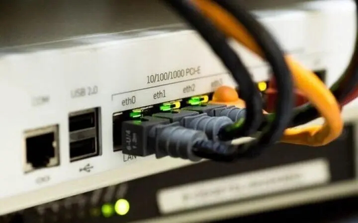 شرایط استفاده از اینترنت بین‌المللی در اتاق تعاون