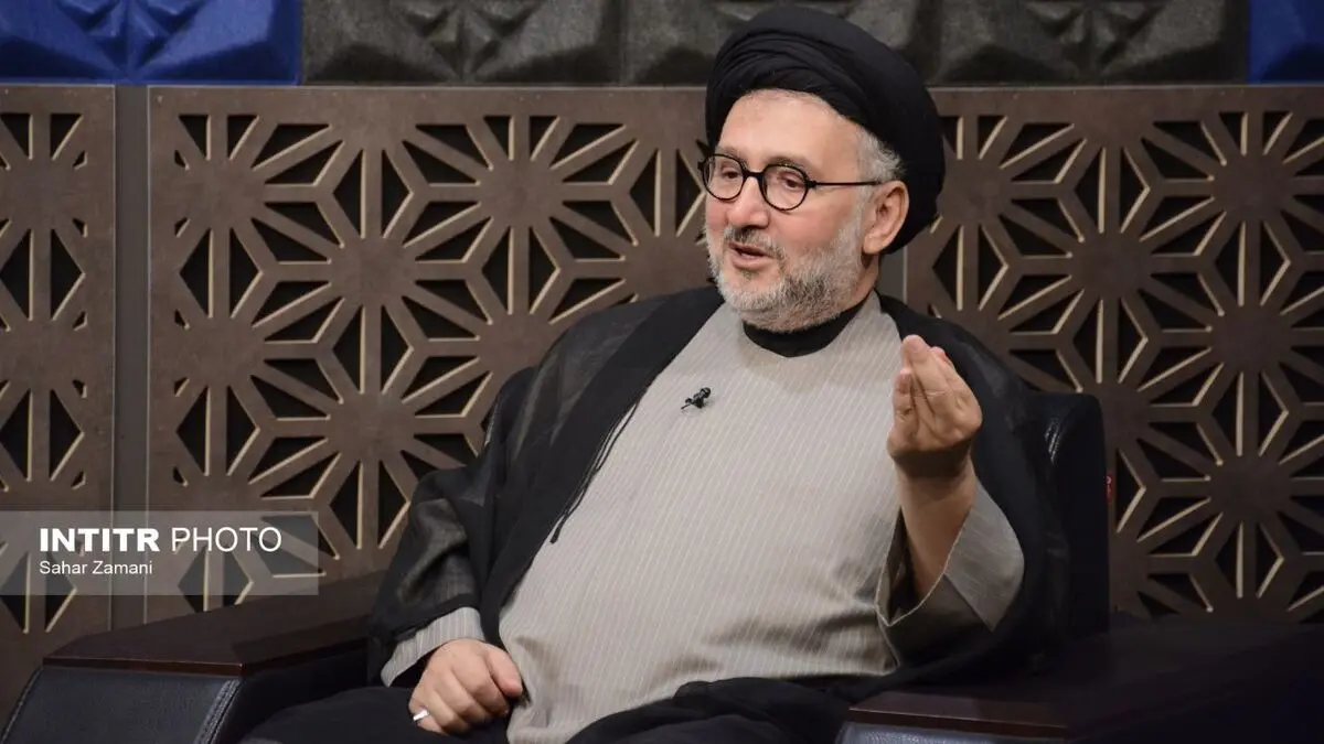 انتقاد روزنامه جوان از محمدعلی ابطحی: کروبی و موسوی دغدغه مردم نیستند