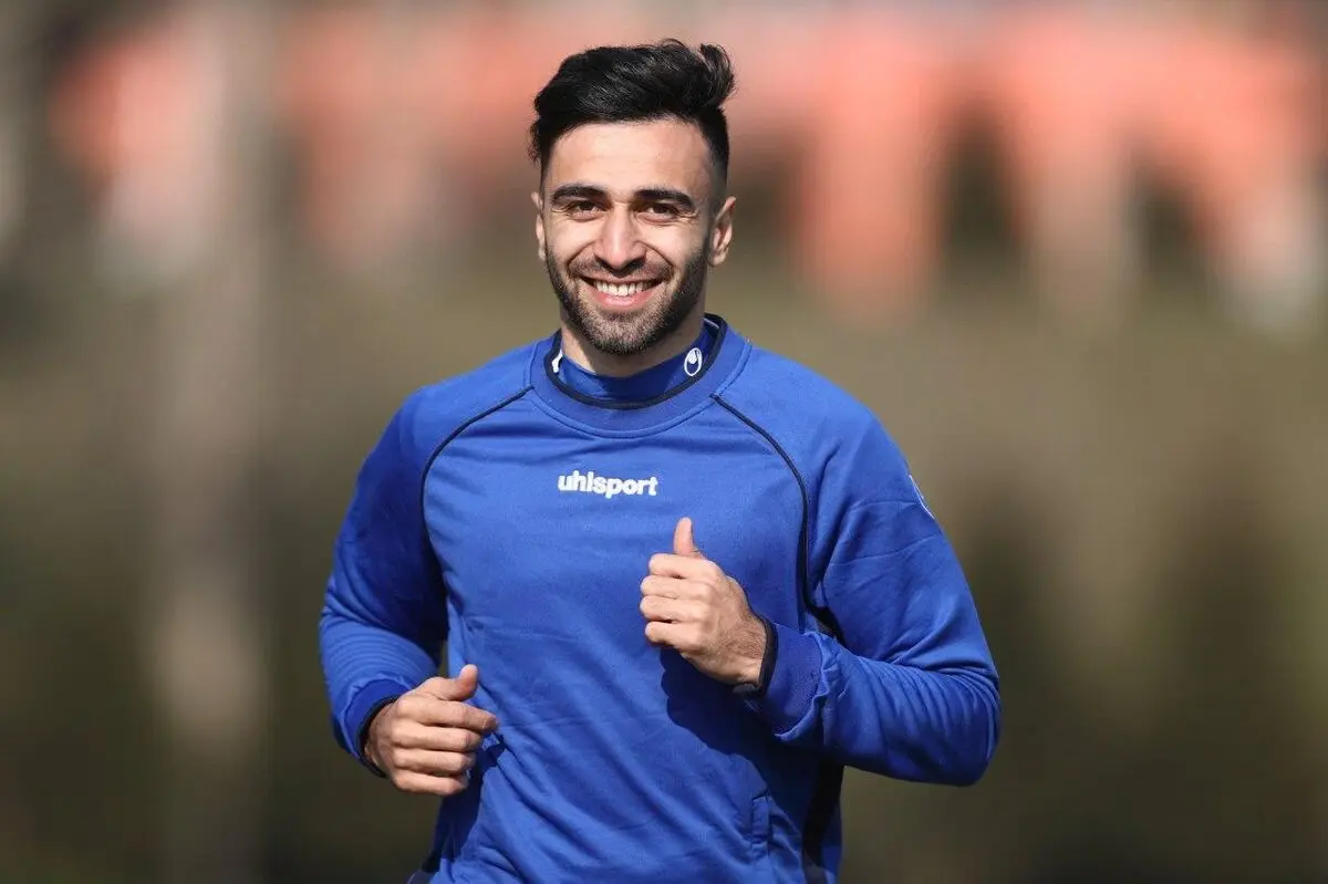 ارسلان مطهری در آستانه پیوستن به پرسپولیس