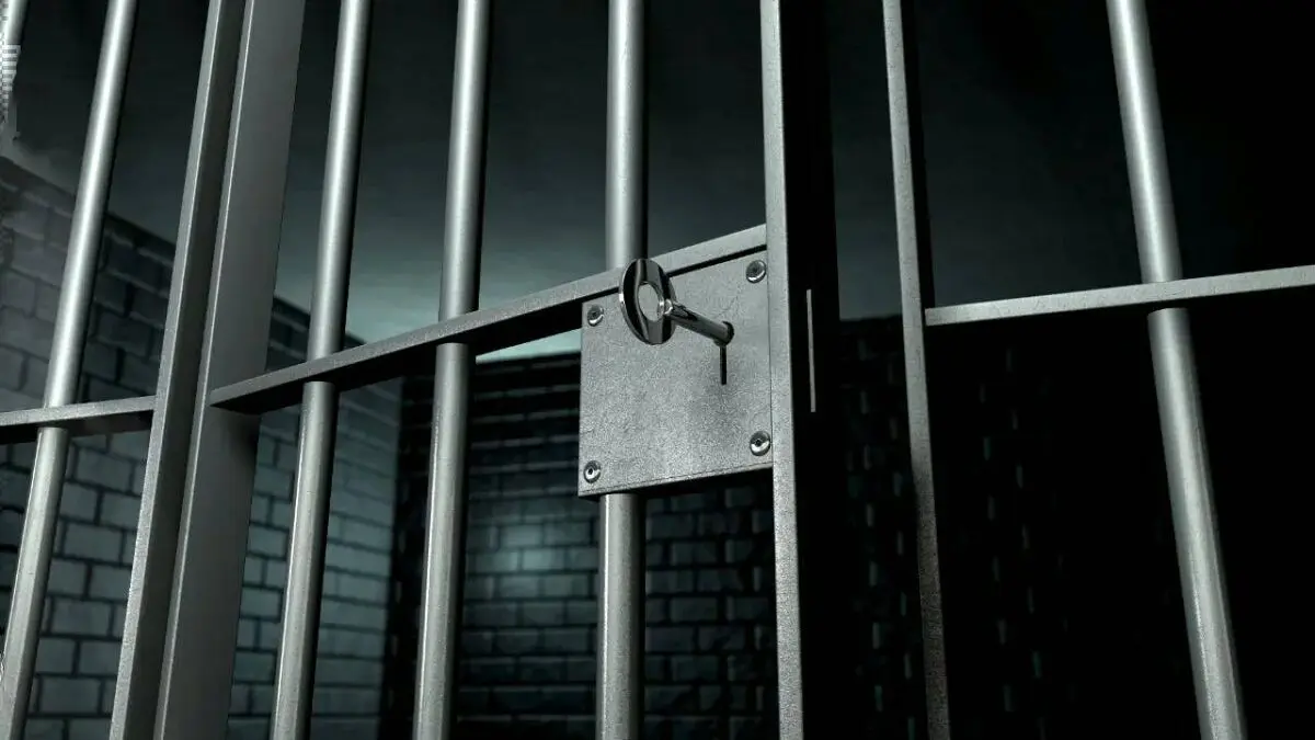 متهم به قتل سه سال اشتباهی و به خاطر تشابه اسمی در زندان بود!
