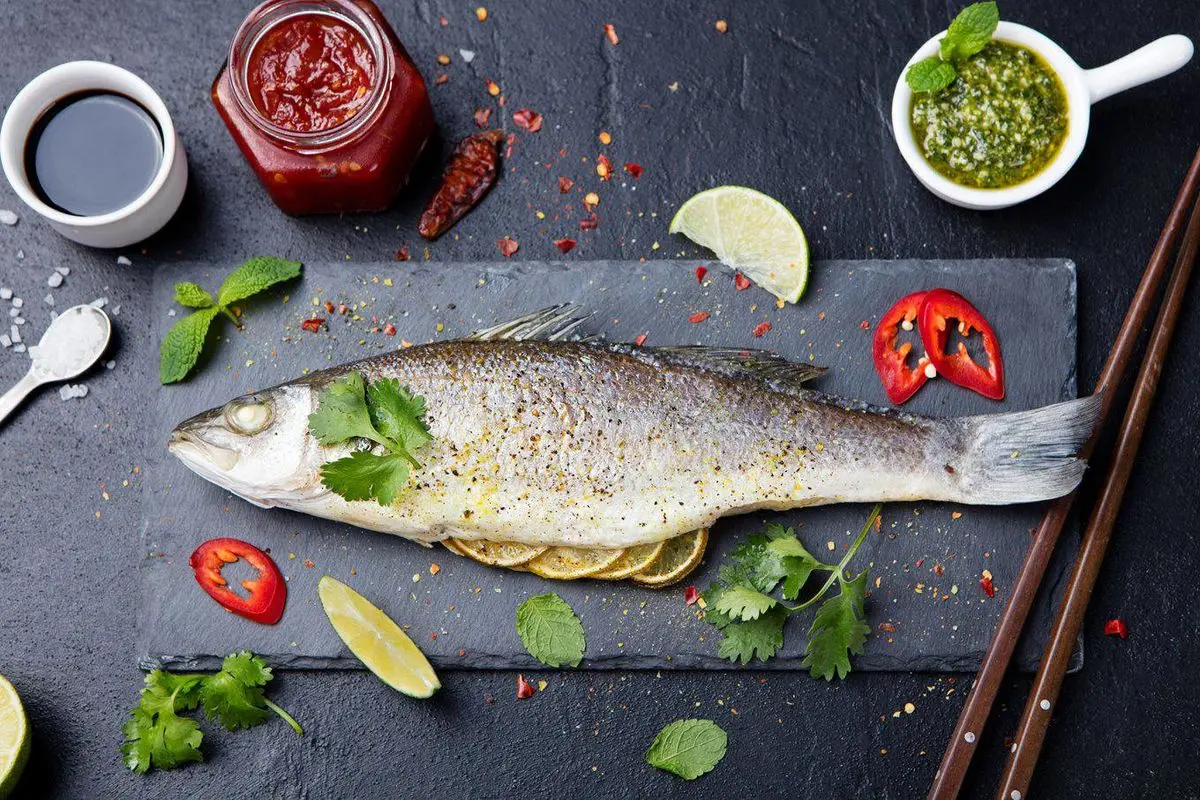 ۷ مزیت شگفت‌انگیز ماهی | غذاهای دریایی را حذف نکنید