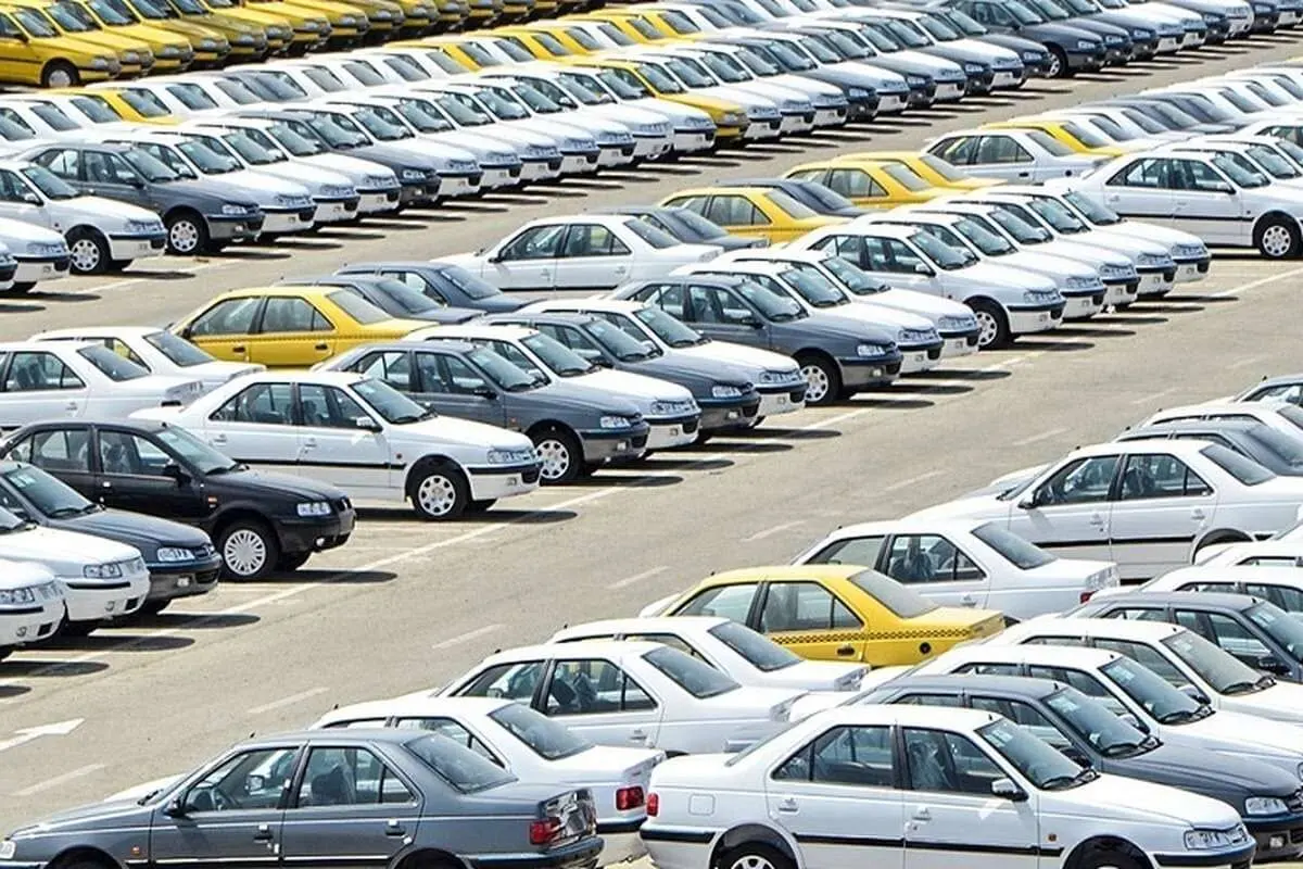 تغییر شدید قیمت‌ها در بازار خودرو | آخرین قیمت سمند، پژو، شاهین، ساینا، تارا و دنا + جدول