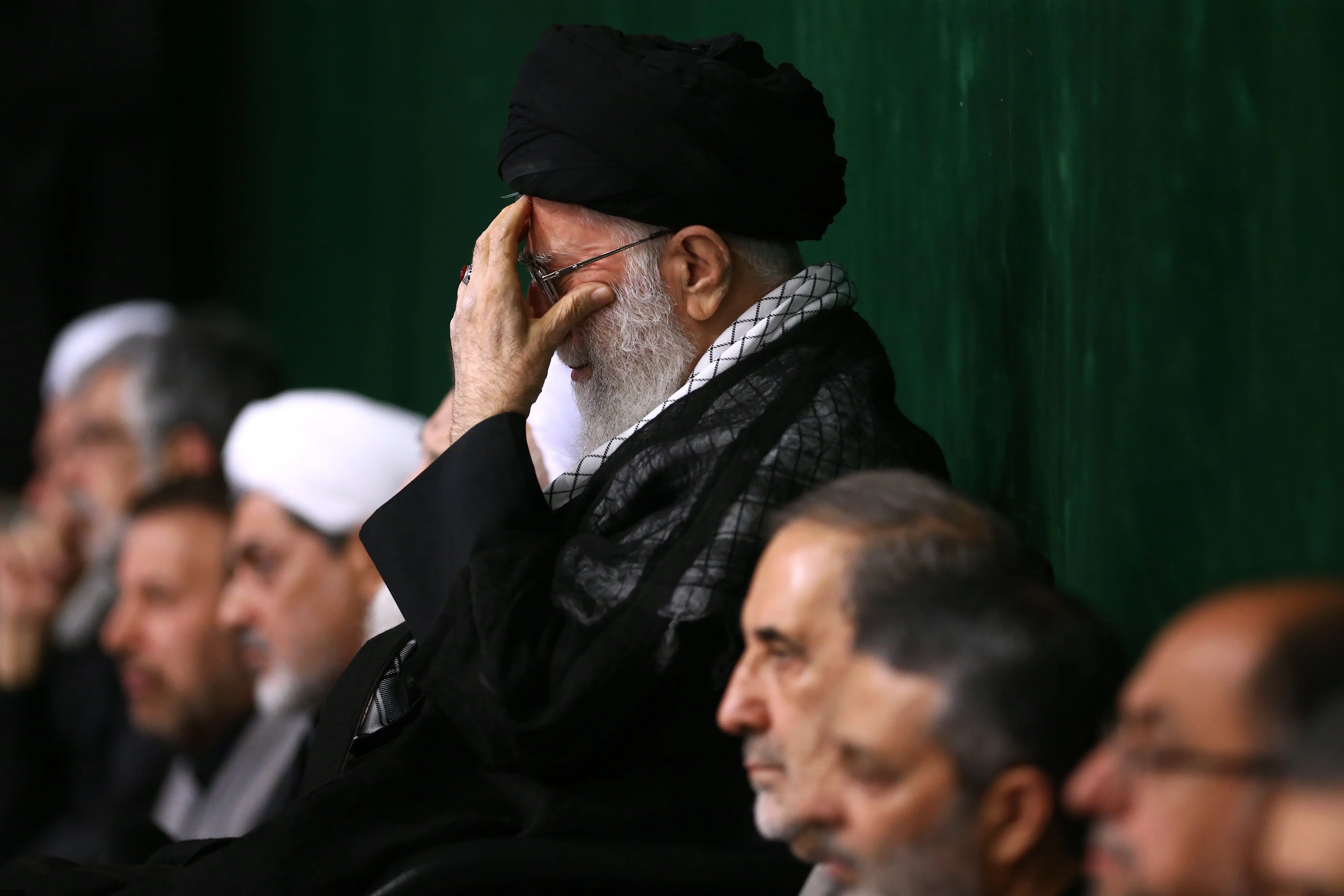 مراسم عزاداری شب تاسوعای حسینی(ع) با حضور رهبر معظم انقلاب برگزار شد