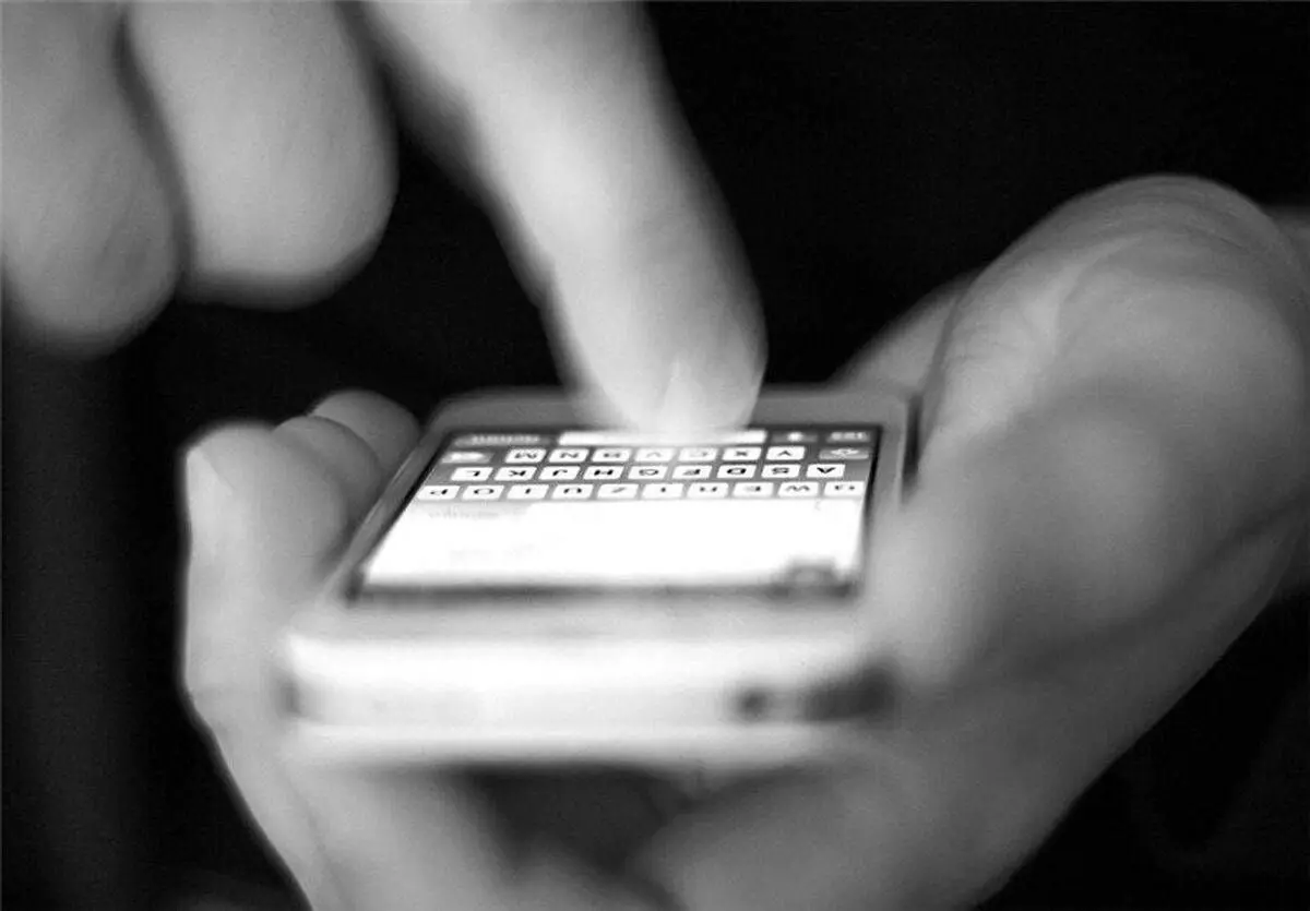هر چند وقت یک‌بار باید تلفن همراه را تمیز کرد؟