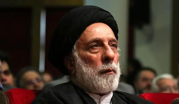 هادی خامنه‌ای در انتخابات به چه کسی رأی می‌دهد؟