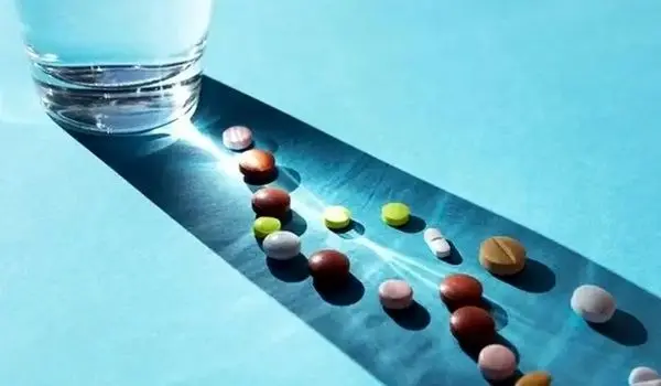 تفاوت اثر مکمل‌ها در زنان و مردان کشف شد
