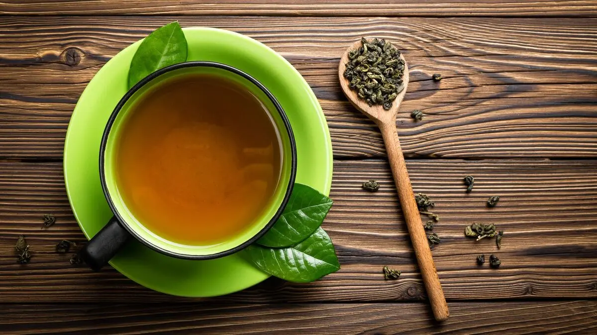 چه کسانی نباید چای سبز بنوشند؟
