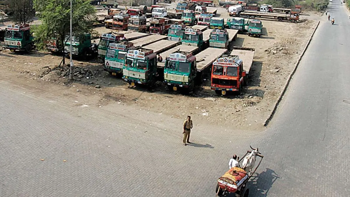 واردات لوازم یدکی پرمصرف کامیون‌ها بدون واسطه