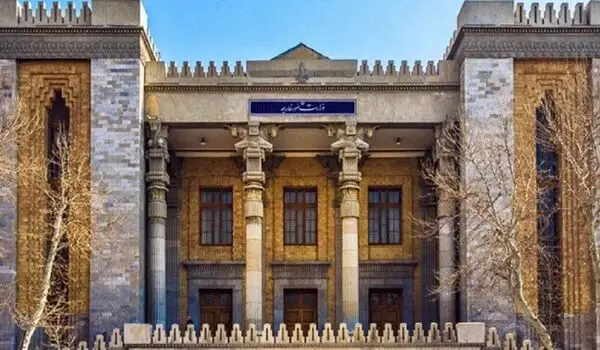 احضار سفیر فرانسه به وزارت خارجه