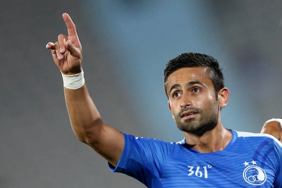 امید ابراهیمی در کنار بازیکنان الاهلی درقطر + تصویر | رسانه خبری اینتیتر