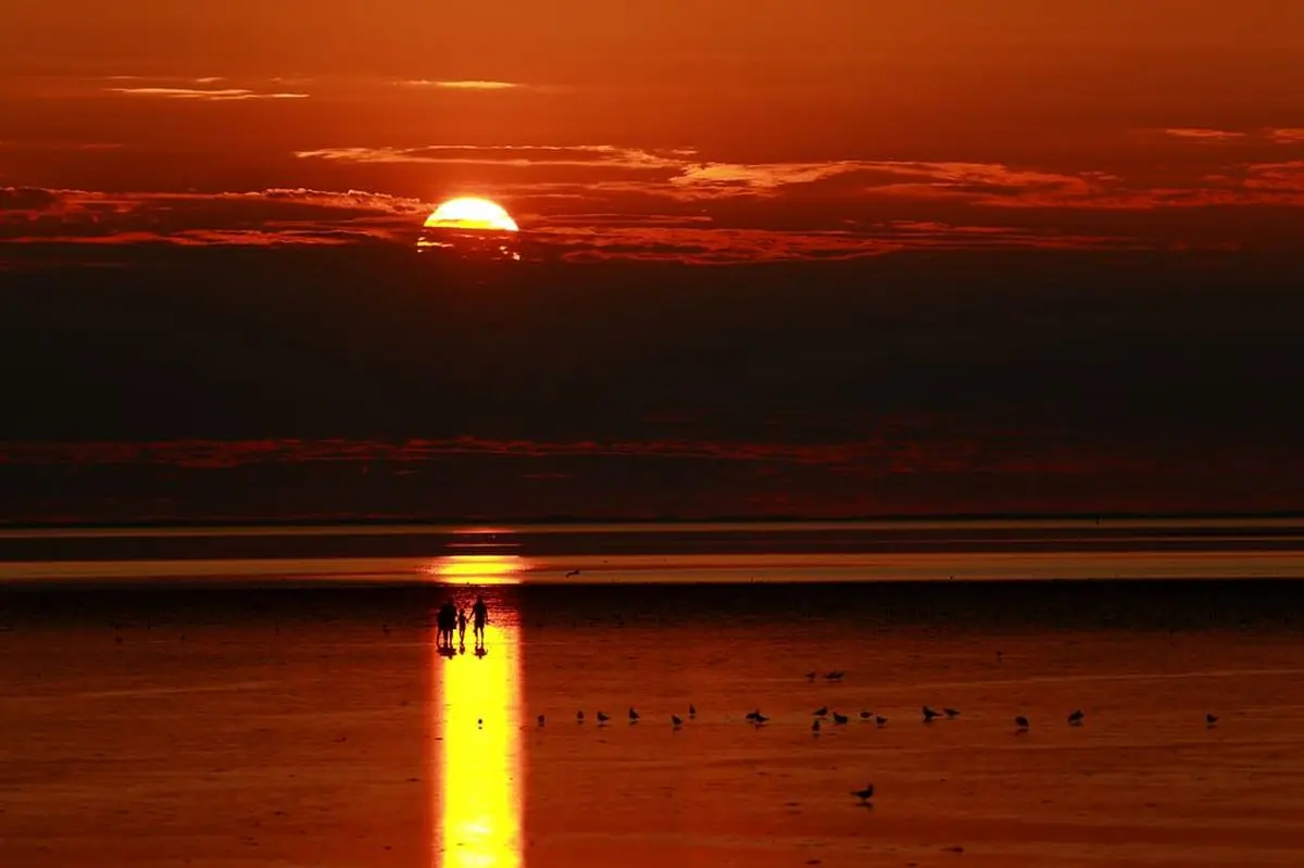 غروب آفتاب در بریتانیا + تصویر