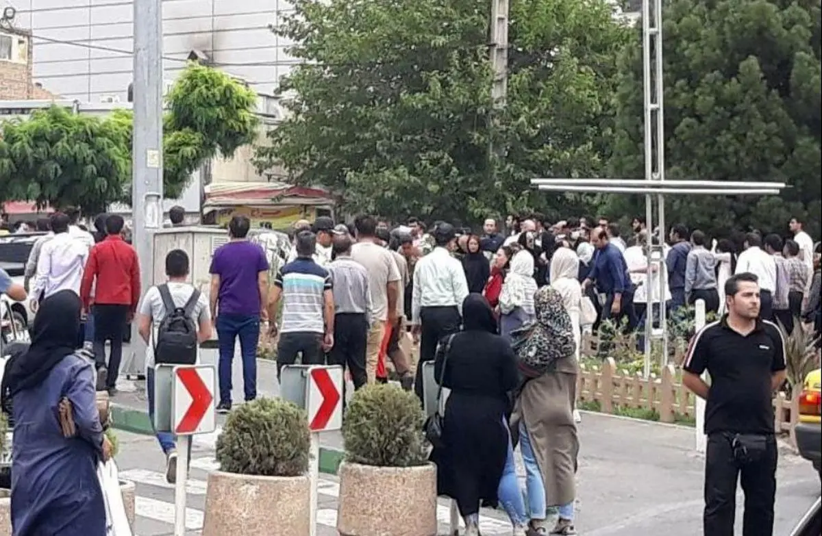 تجمع در اعتراض به شرایط اقتصادی