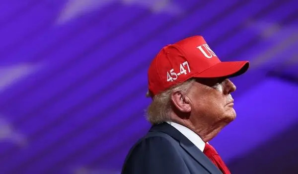 ترامپ پیشنهاد عضویت کانادا در اتحادیه اروپا را «خنده‌دار» خواند؛ تهدید به اعمال تعرفه‌های سنگین علیه اروپا