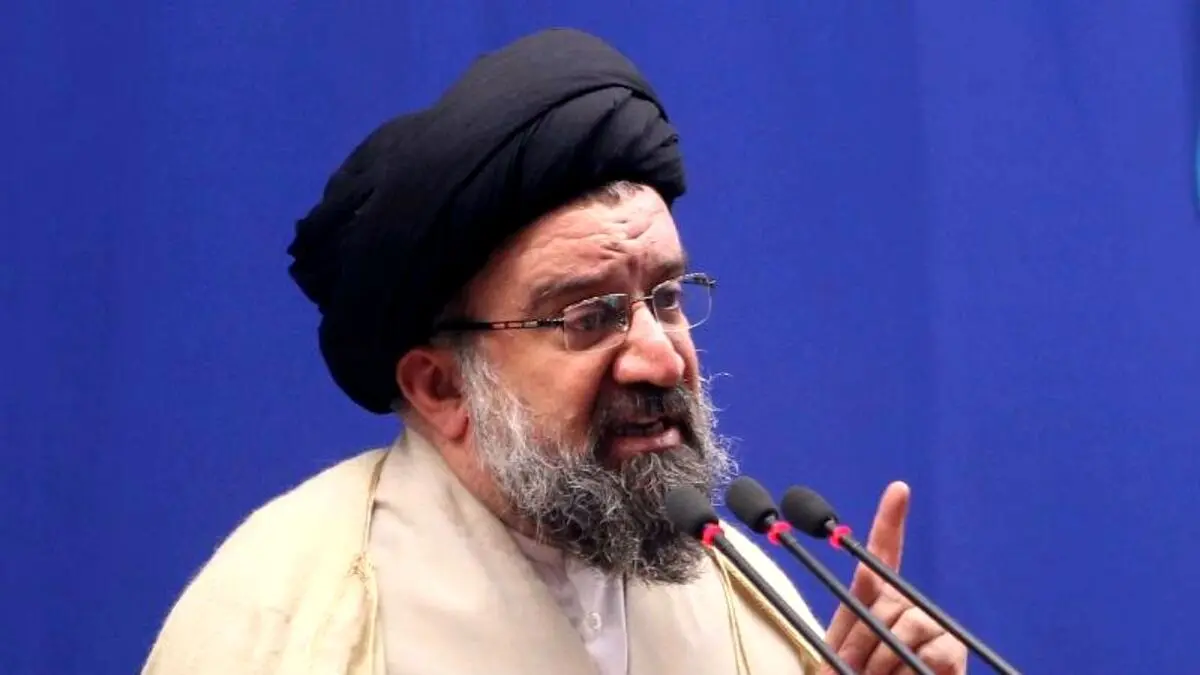 همه باید دولتمردان را کمک کنند تا گره از کار مردم گشوده شود