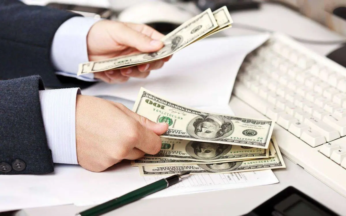 دستورالعمل خرید و فروش ارز به صرافی‌ها